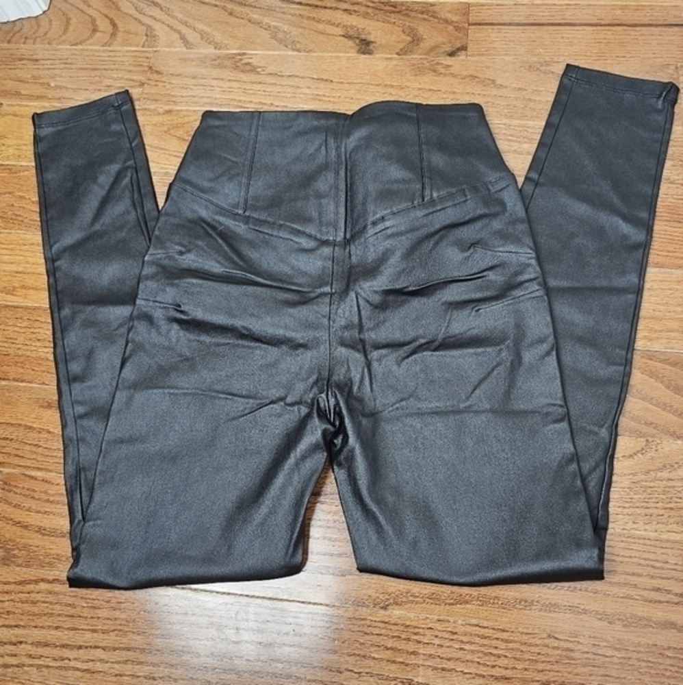 NWT Windsor M Black Faux Leather Corset Style Hugging Leggings Emo Grunge Sexy - Picture 7 of 11